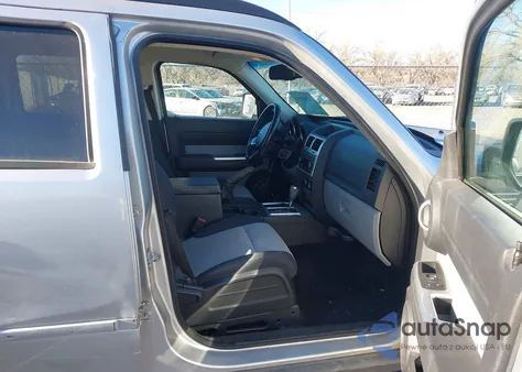 2008 Dodge Nitro Slt/Rt from USA, damaged, VIN 1D8GU58K18W219419